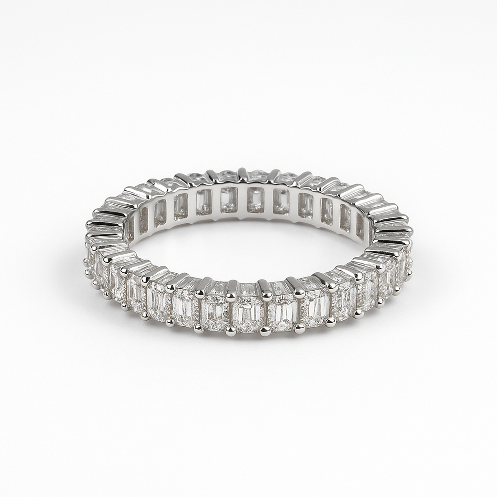 Elegant Eternity Band – 925 Sterling Silver (Size 18